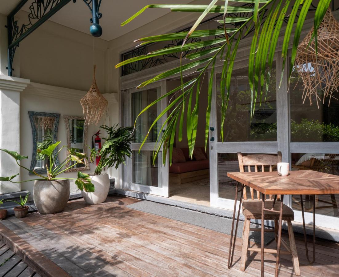 Kresna By The Sea By Kresna Hospitality Hotel เซมินยัค ภายนอก รูปภาพ